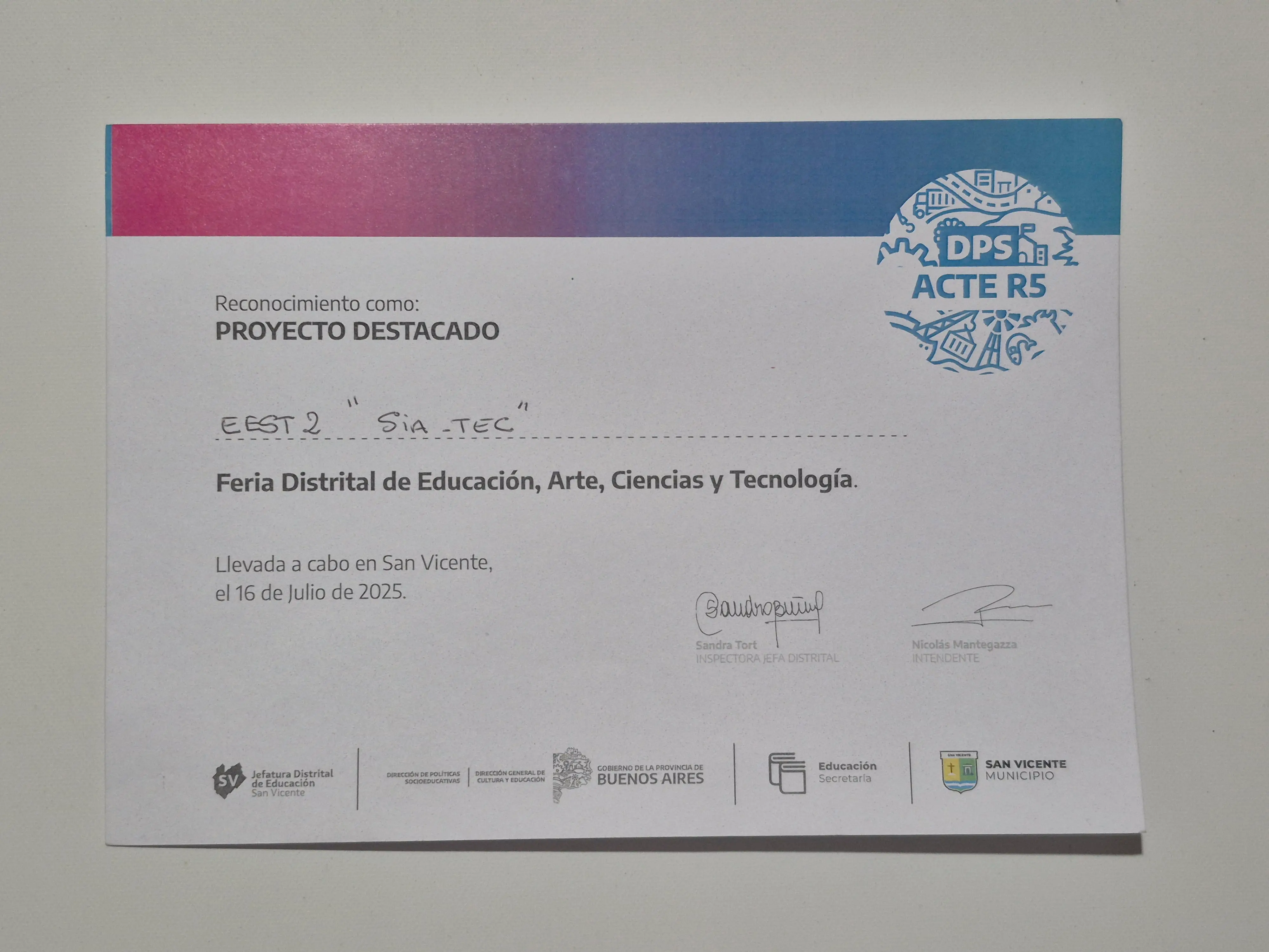 Diploma de reconocimiento a SIA-TEC